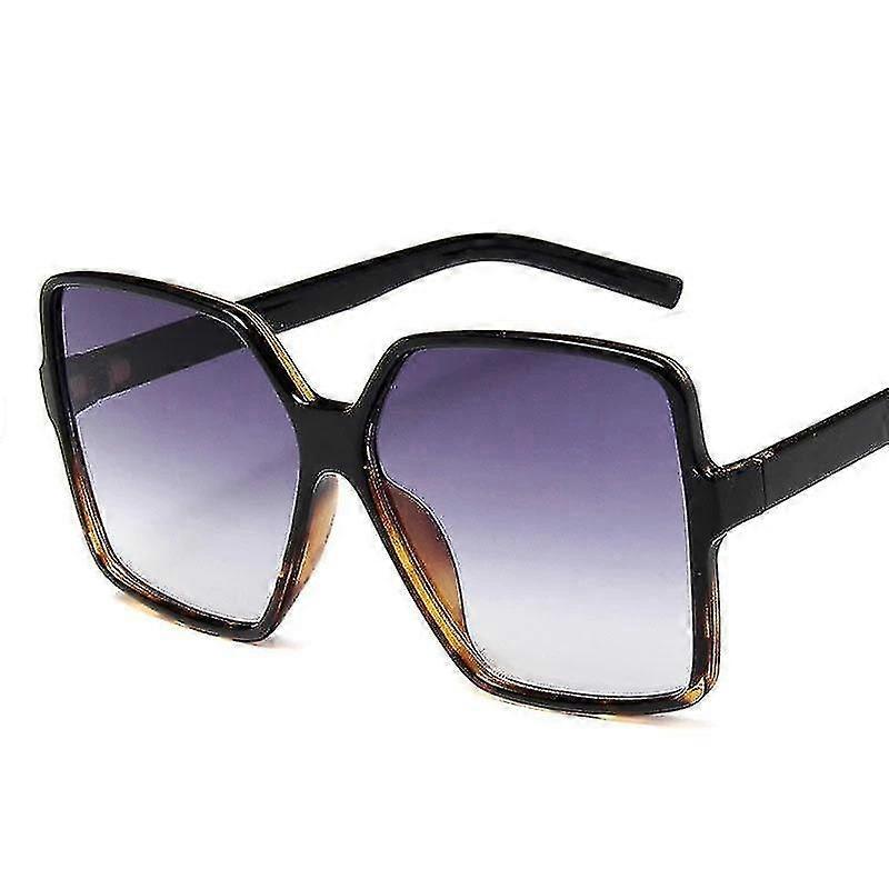 Oversized Square Sunglasses for Enhanced Style