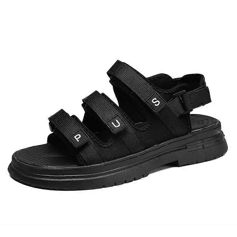 Stylish and versatile men's outdoor sandals