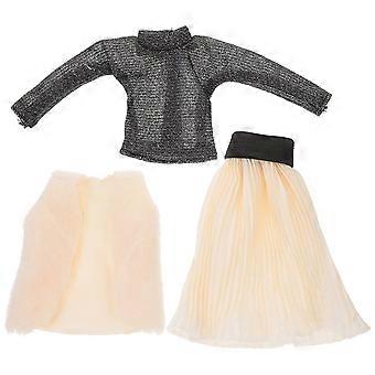 Conjunto de roupas reutilizáveis para bonecas, incluindo um lindo traje (1 conjunto).