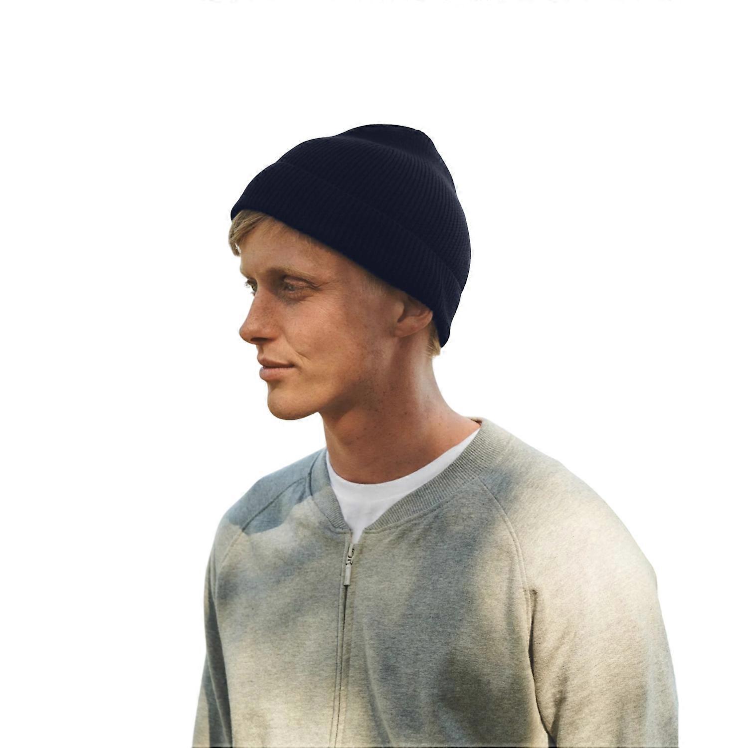 Nøytral ribbestrikket lue