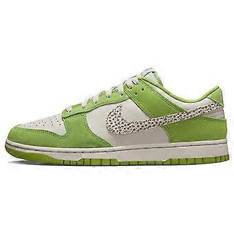 Nike Dunk Low «Safari Swoosh Chlorophyll» DR0156-300