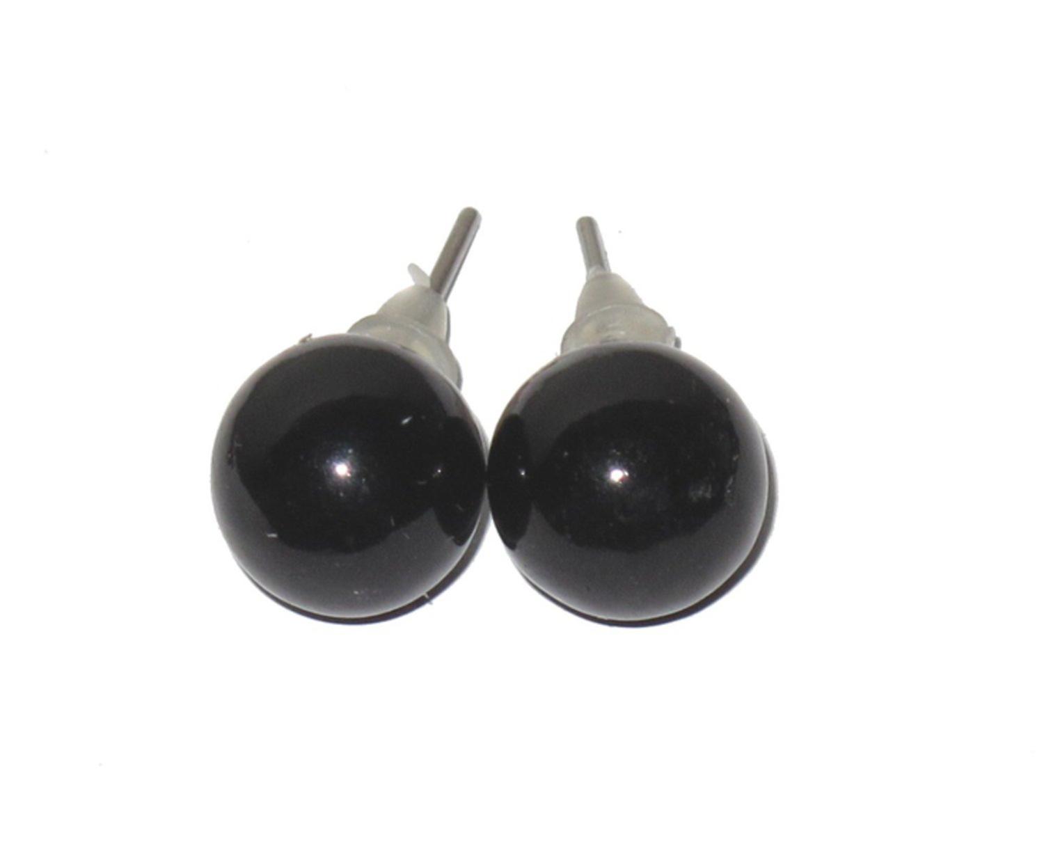 Black pearl earrings 
