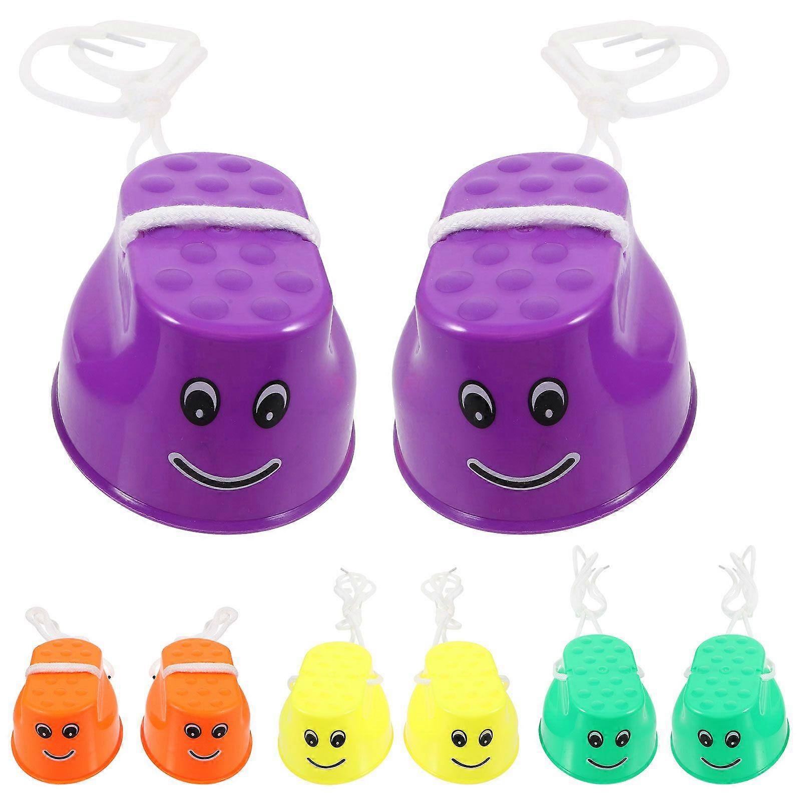 4ペアの竹馬玩具プラスチックバランシングバケット竹馬ウォーキングカップ子供用