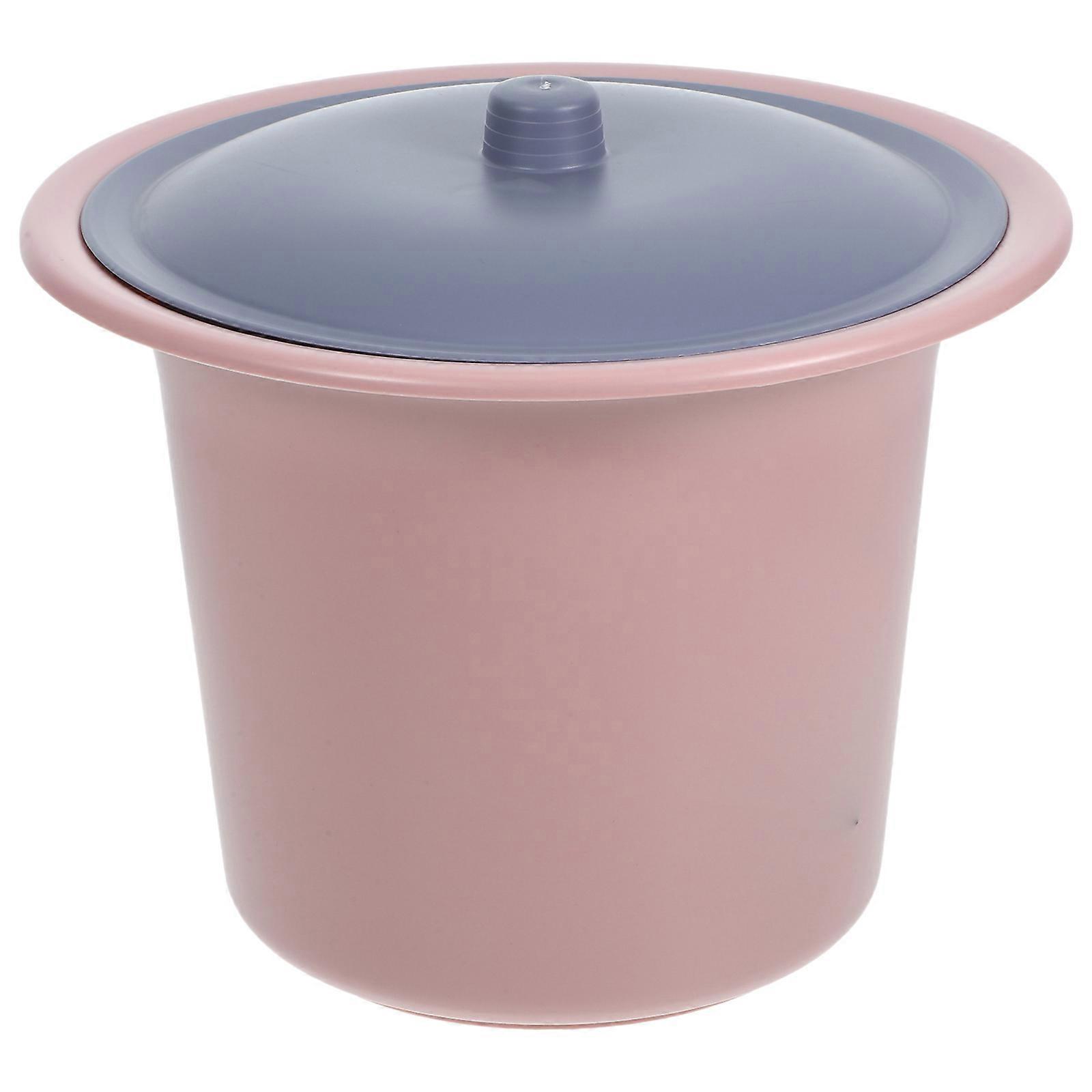 Portable Chamber Pot Plastic Urine Bucket for Home Use Nighttime Use Odor Prevention 1Pcs