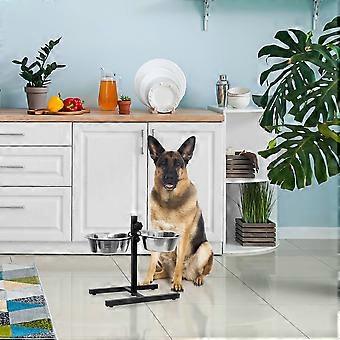 Feeding station for dogs can be raised and lowered