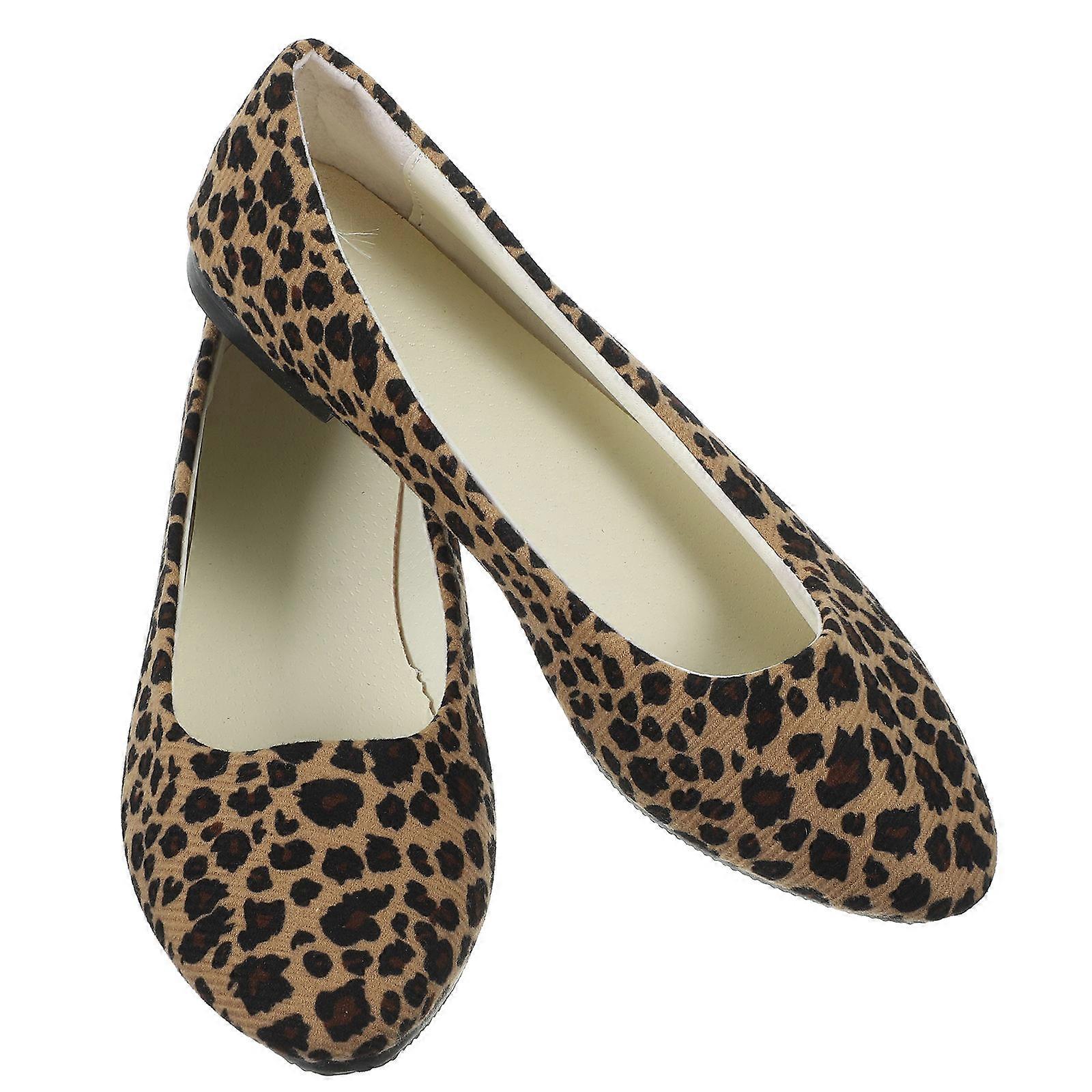 Leopard Print Flat Heeled Suede Shoes for Women Elegant and Comfortable Design