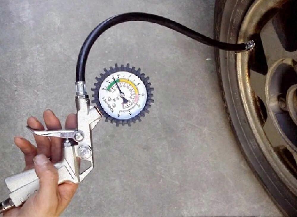 Newest 0~16MPa Tire pressure table Tire pressure gauge Tire inflated Tire bleed barometer ST1M097
