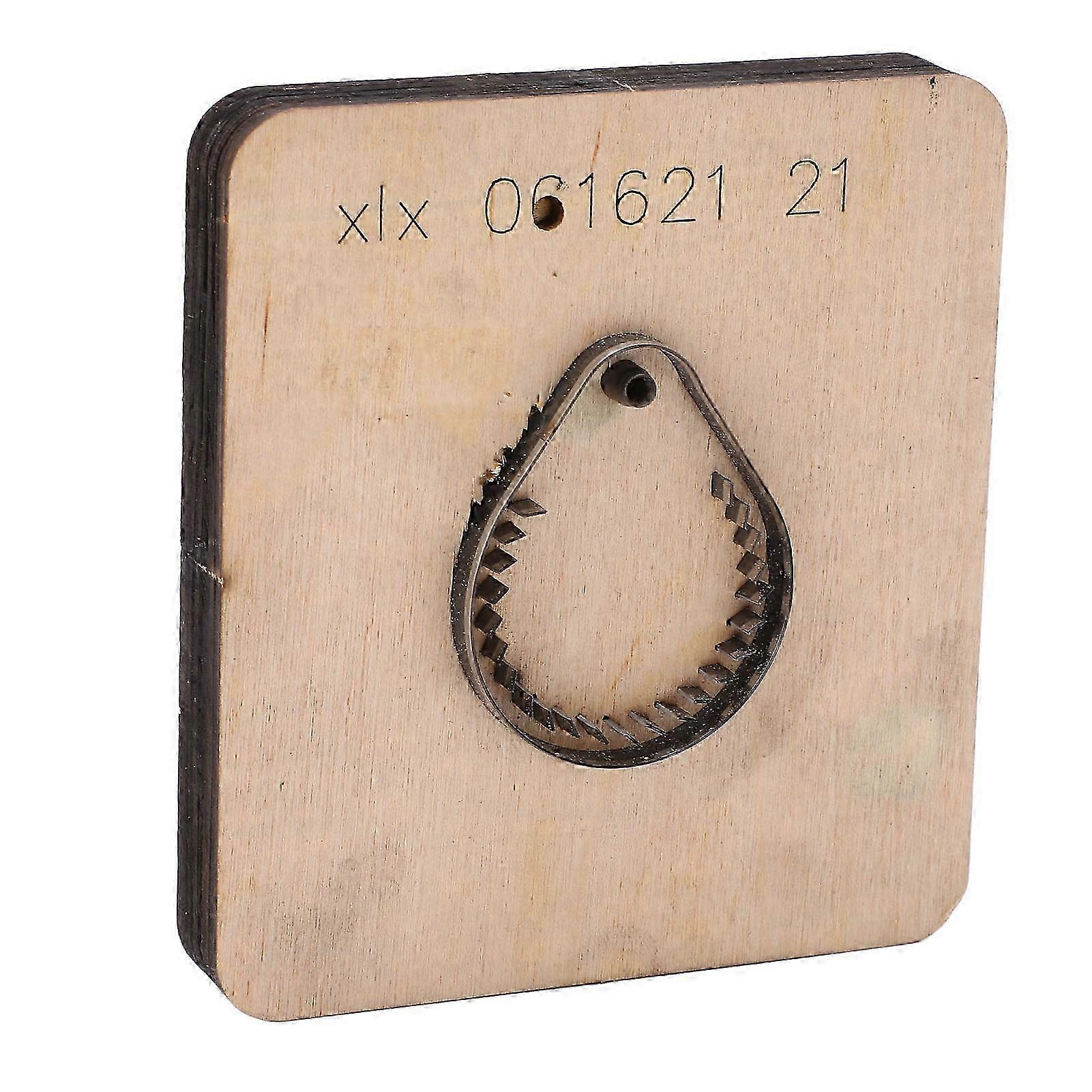 Gestanzte Lederform Zugangskontrollkartenform DIY-Verarbeitung Form Pappe Stanze