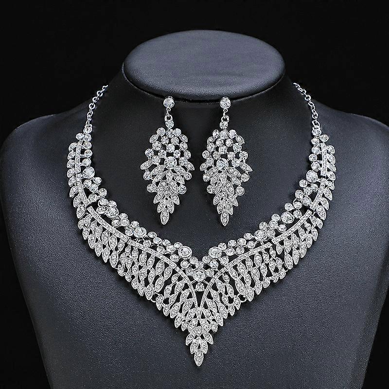Alloy clavicle chain palace temperament retro exaggerated temperament crystal gem short necklace earring set