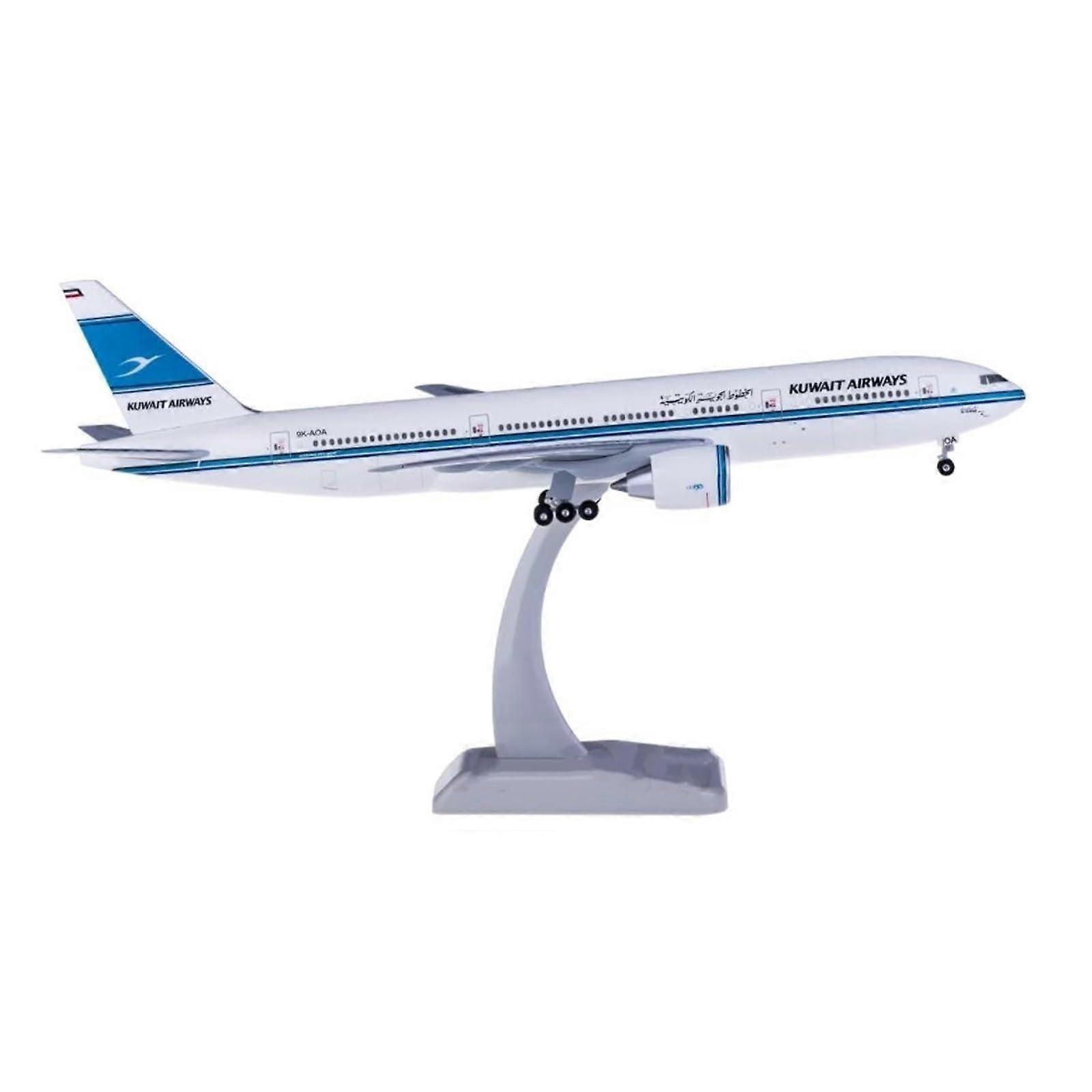 Aerobatic Aircraft HG0137GR Kuwait Airways 777200ER 9KAOA Passenger Transport Aircraft Model Made of DieCast Alloy in 1:200 Scale