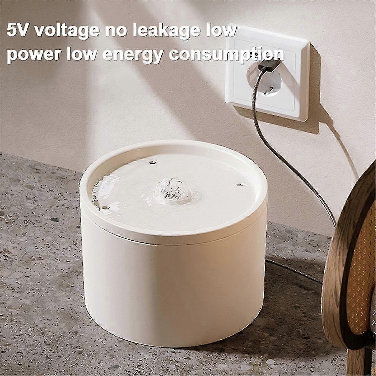 Leiser Umlaufwasserspender für Katzen mit Filtersystem