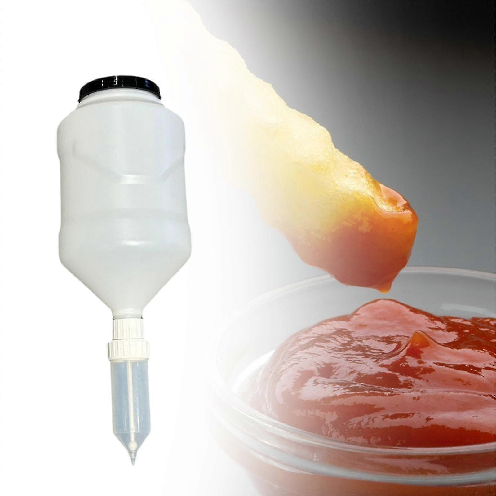 5.5L Sauce Bottle for Squeezing Condiments Ideal BBQ And Outdoor Use 25-26