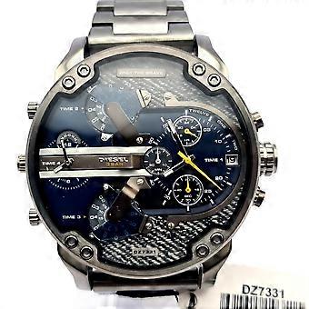 Orologio da uomo Diesel DZ7331 in acciaio inossidabile grigio con quadrante blu.