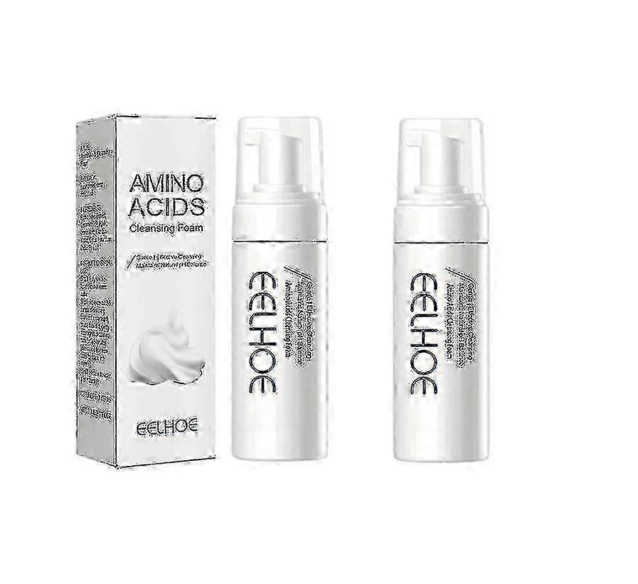 La mousse nettoyante aux acides aminés nettoie en douceur, élimine les points noirs, éclaircit les empreintes d’acné, hydrate et t