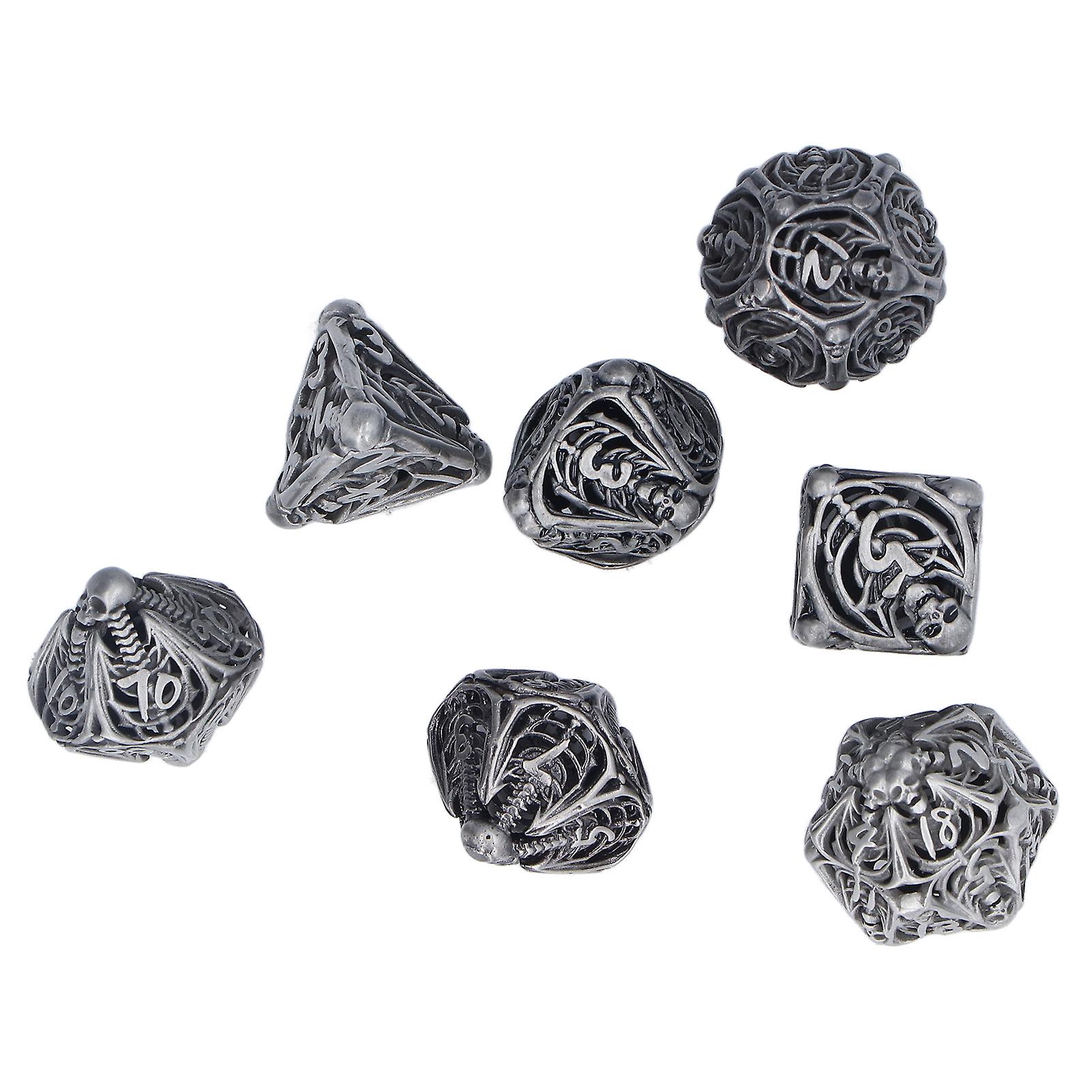7pcs Hollow Skull Pattern Dice Portable Exquisite Metal Polyhedral Dice Set Props for Board Card Game Antique Silver 