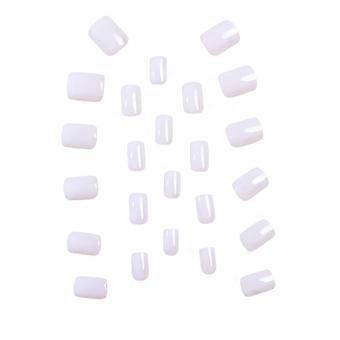 Pearlescent White Short Fake Nails Stylish Solid Color Glossy Nail Pieces