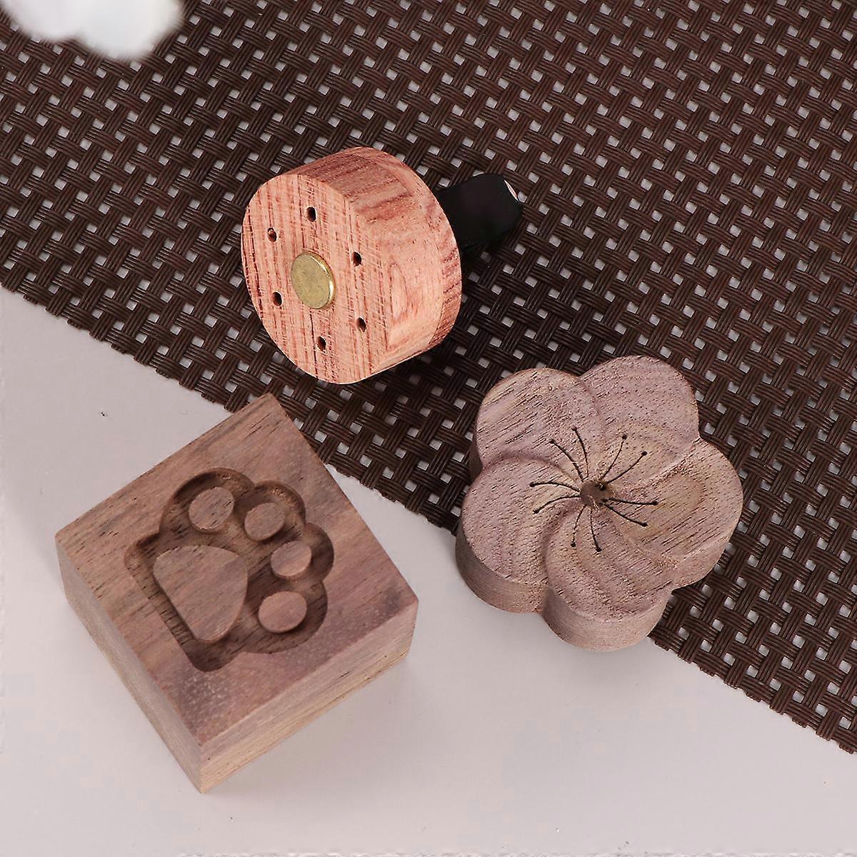 Aromatherapy Essential Oil Diffuser Light Brown Wood Design for Meditation 1PC