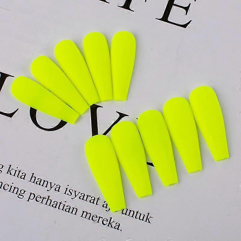 マットつや消しバレエフェイクネイル爪着用