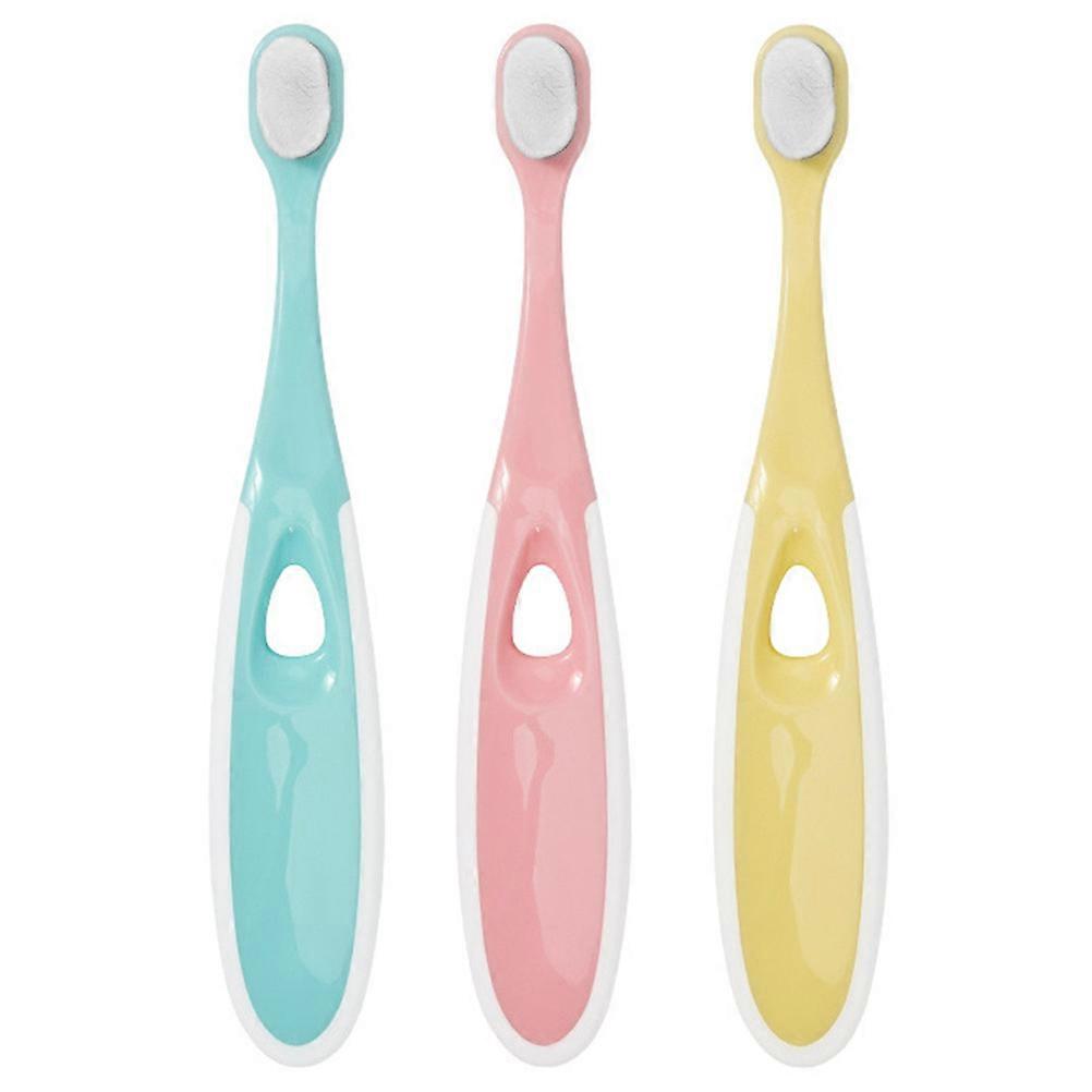 فرشاة أسنان للأطفال فرشاة تنظيف ناعمة للأطفال العناية اليومية بالفم مقبض كبير لون متنوع 3 قطع