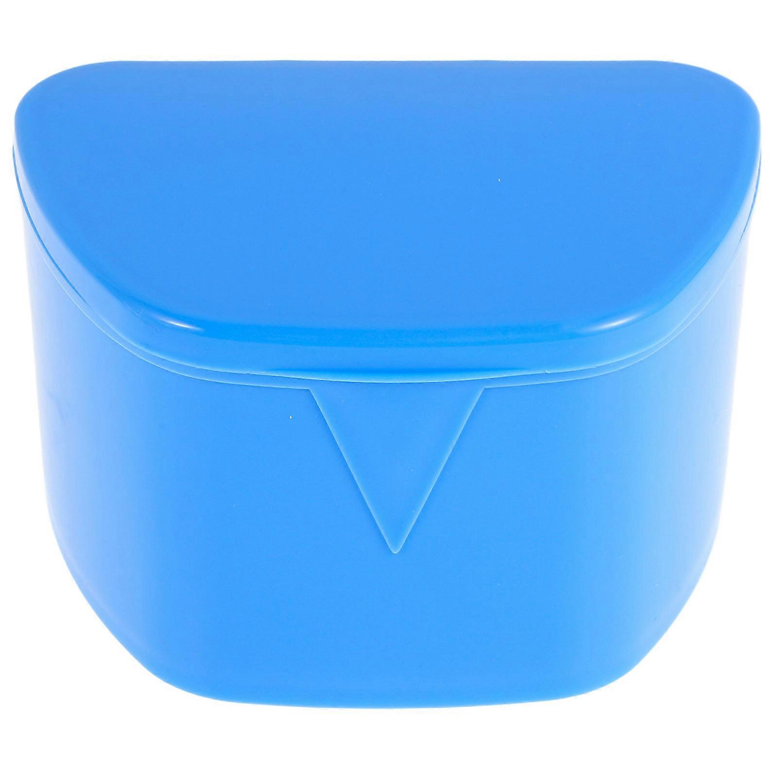 Teeth Braces Storage Case for Protection with 5Pcs Plastic Retainer Holders