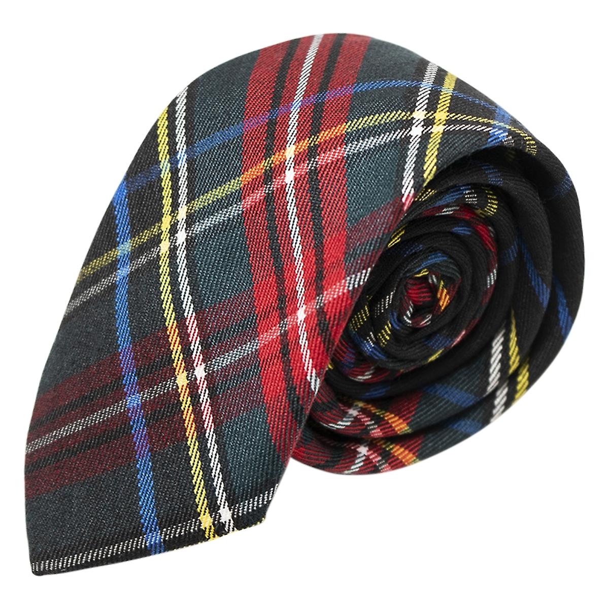 Traditional Dark Green &amp; Black Tartan Tie
