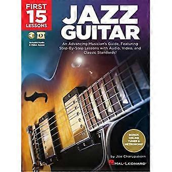 Første 15 leksjoner - Jazz Guitar: An Advancing Musician's Guide, med trinnvise leksjoner med lyd, video og klassiske standarder
