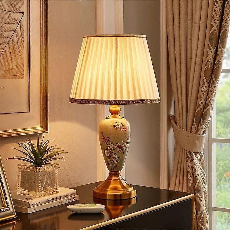Table Lamp Retro Ceramic Table Lamp, White Fabric Lampshade, E27 Desk Lamp, 53cm Height, Green Base