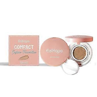 Lichtgewicht hydraterende Air Cushion Foundation voor een vlekkeloze, langdurige dekking