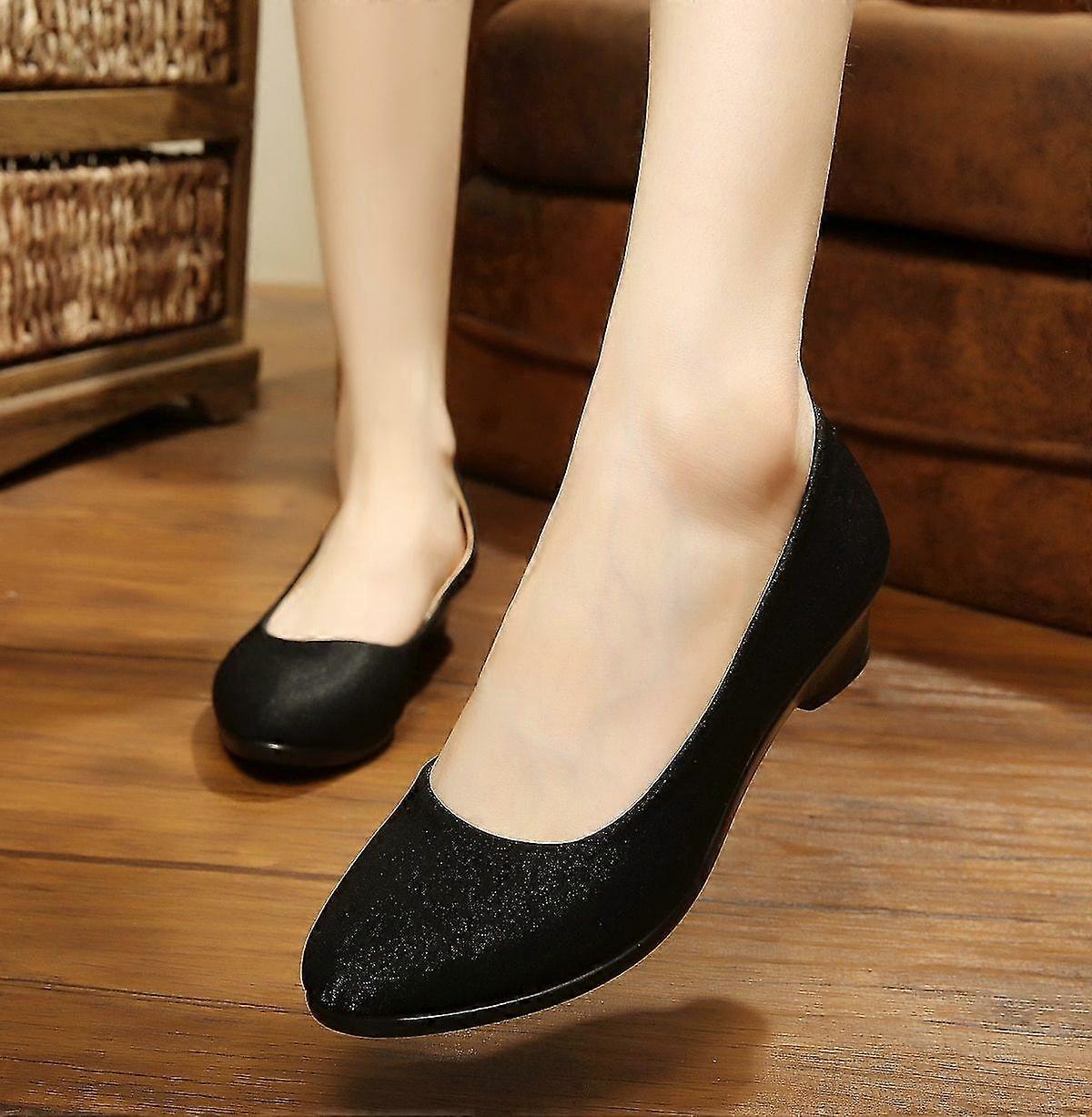 Toimistotyökengät, Makeat kengät