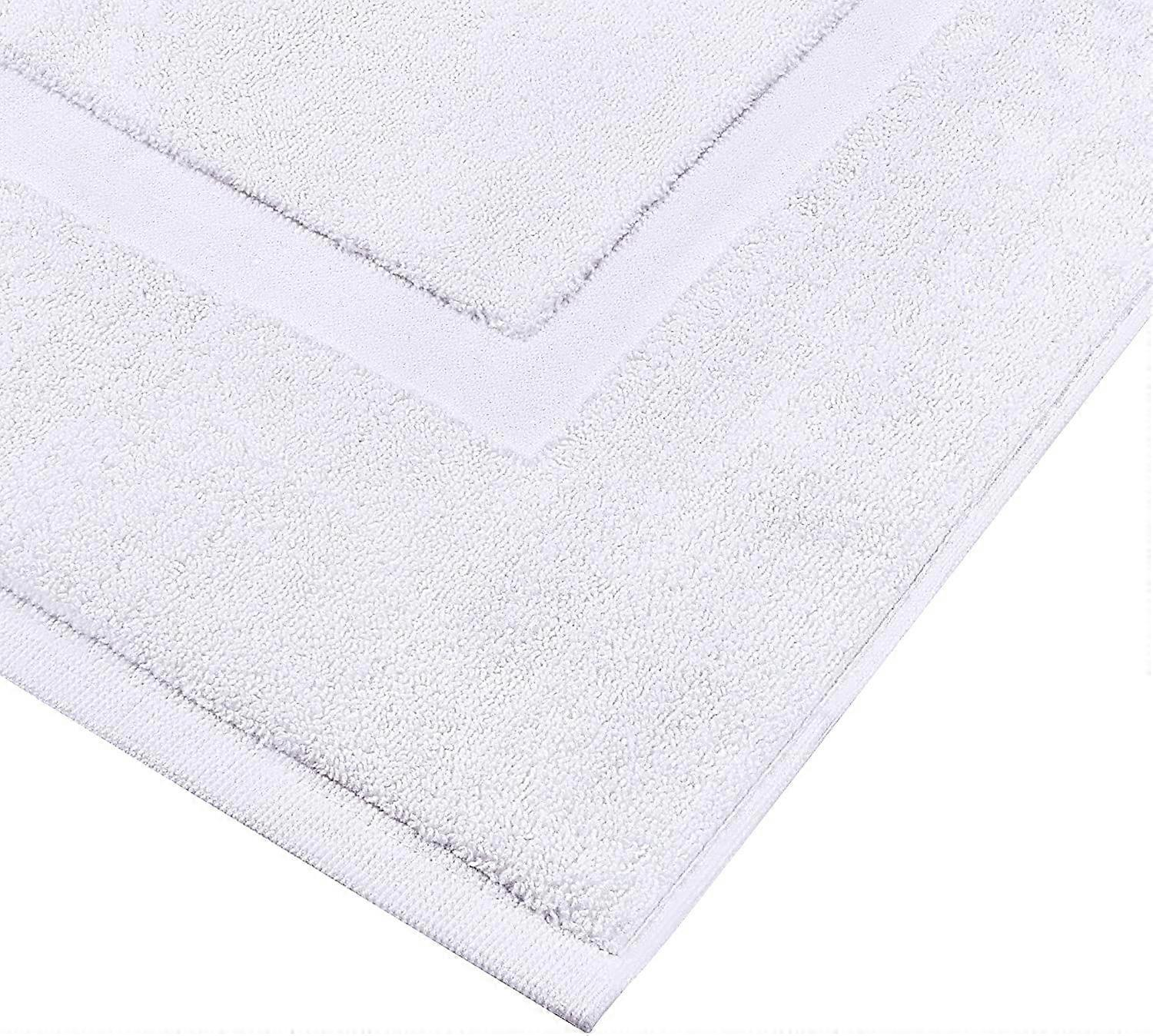 2 Cotton Banded Bath Mats, White