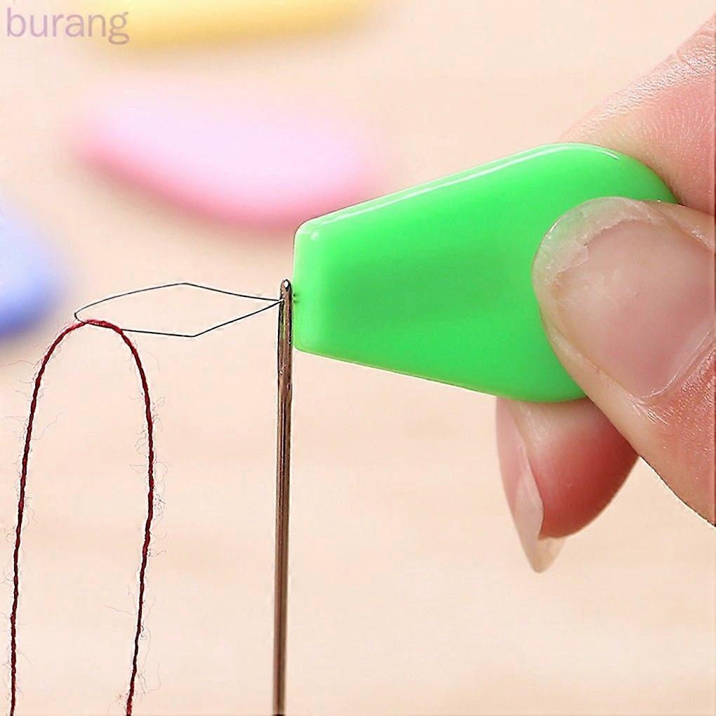 Plastic Threader, Multifunctional Metal Wire Ring Sewing Machine Tool, Random Colors