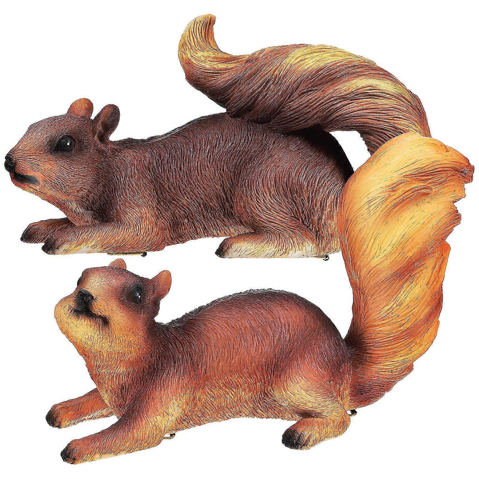 Squirrel Decor Resin Squirrel Figurines for Decoration 2Pcs Garden Statues