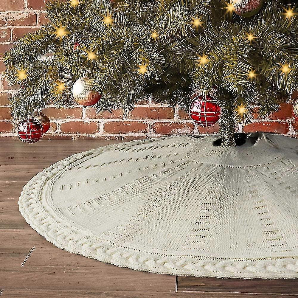 Cable Knit Knitted Thick Rustic Christmas Tree Skirt