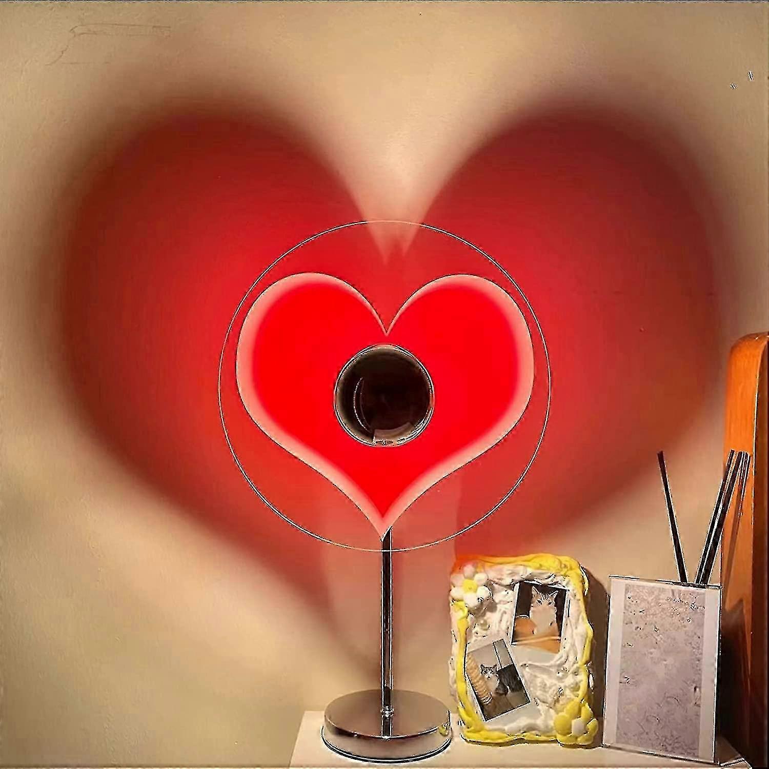 מנורת הקרנת לב אדומה, מנורת מקרן רומנטית בצורת לב הובילה מנורות שולחן תאורת לילה, אור הקרנה יצירתי לחדר שינה ביתי לחתונה