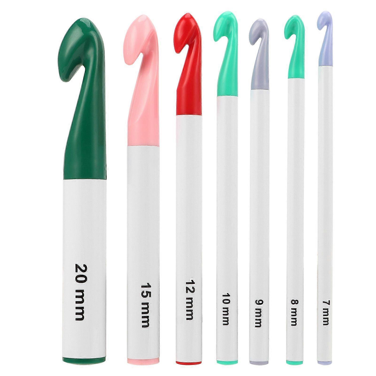 7Pcs Plastic Crochet Hook Set for Sweater and Knitting Tools
