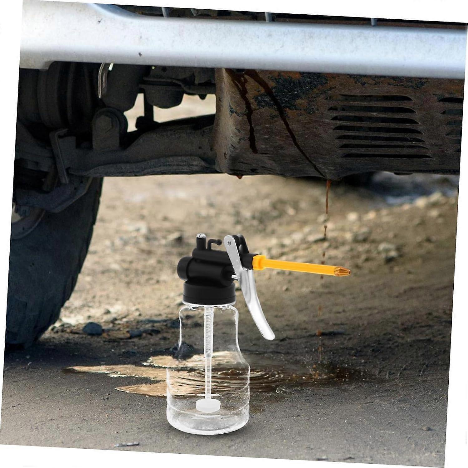 Plastic Household Oil Can 250ml Pressure Dispenser Portable and Durable for Automotive and Mechanical Use