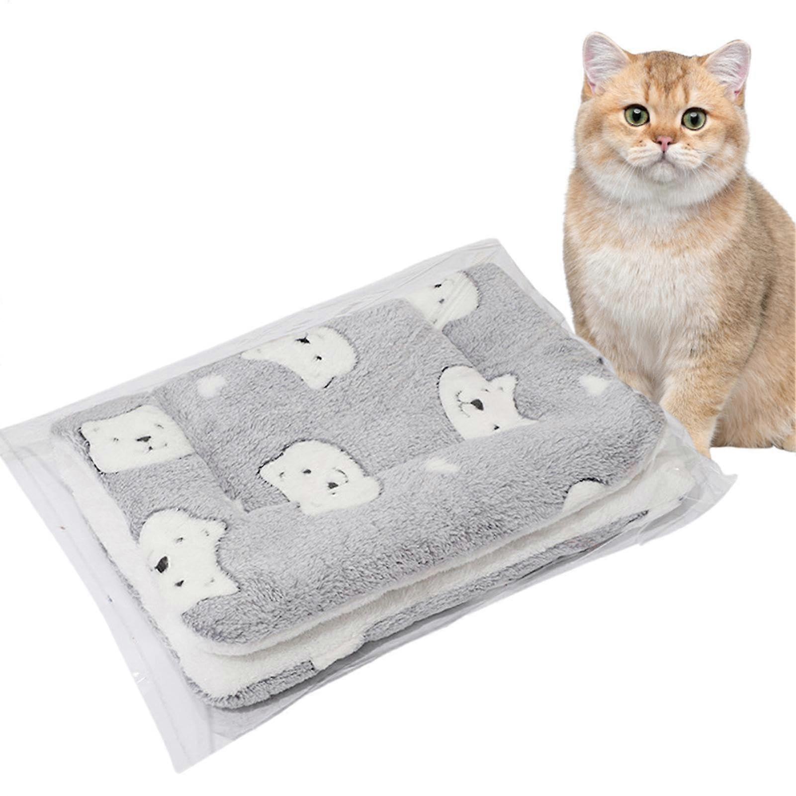 Cat Blanket, Soft Fleece Blanket for Pets | Ultra-Soft Flannel, Washable and Calming, Perfect for Dogs, Kittens, and Small Animals