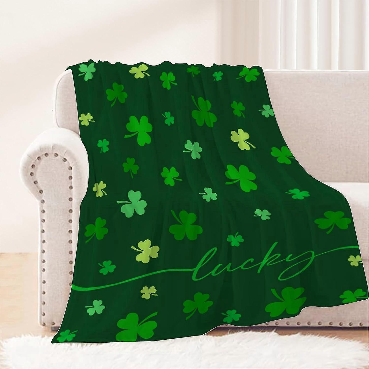 St Patricks Day Decorative Throw Blanket Twin Size Green Lucky Shamrocks Blanket Saint Patricks Day Blanket for Couch Bed Soft Cozy Lightweight Fuzzy