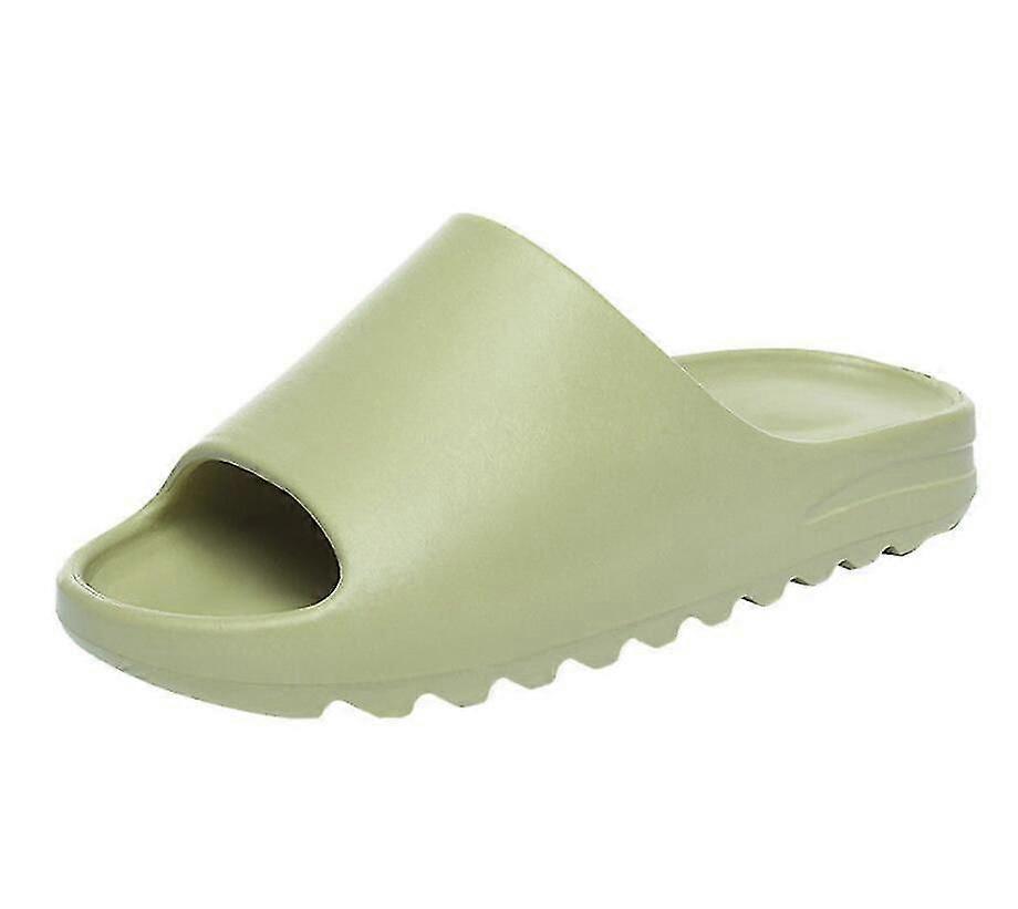 1 Pair Of Acrylic Tiebacks With Pearls Royal