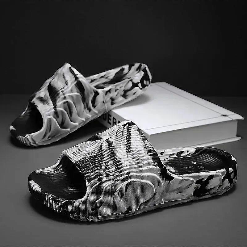 נעלי בית לגברים קיץ מקורה בית חדש חדר אמבטיה נגד החלקה נעלי בית סוליה רכה נעלי בית EVA אופנה מגמה נעלי בית