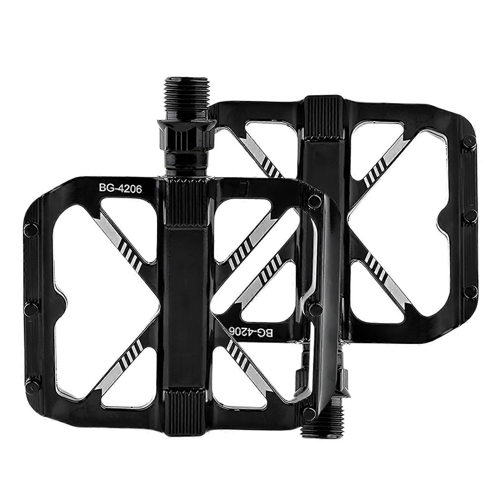Interchangeable bicycle pedals – pedal set, accessories Ergonomic pedals for cyclists
