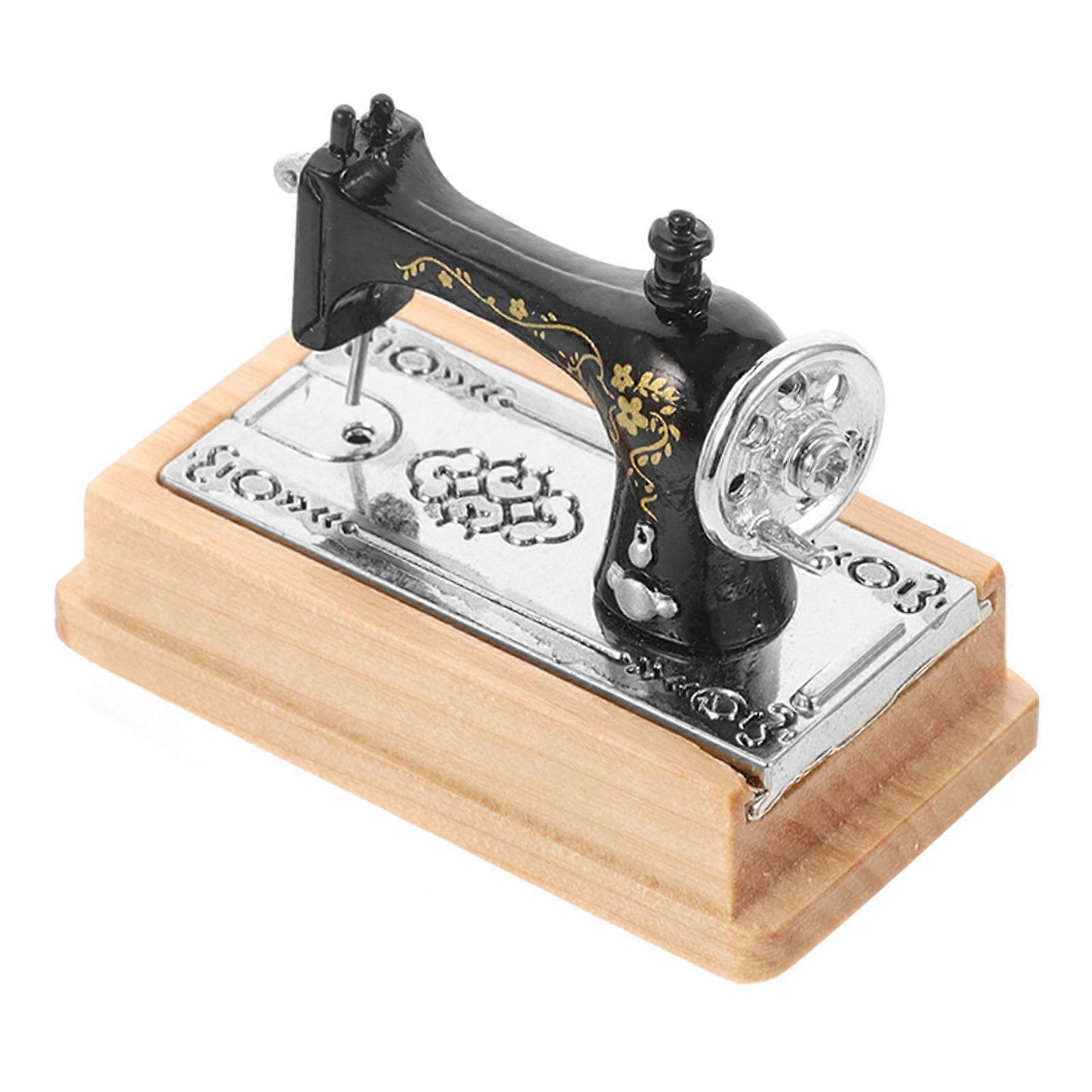 Miniature Sewing Machine Model for Decoration with Durable Material