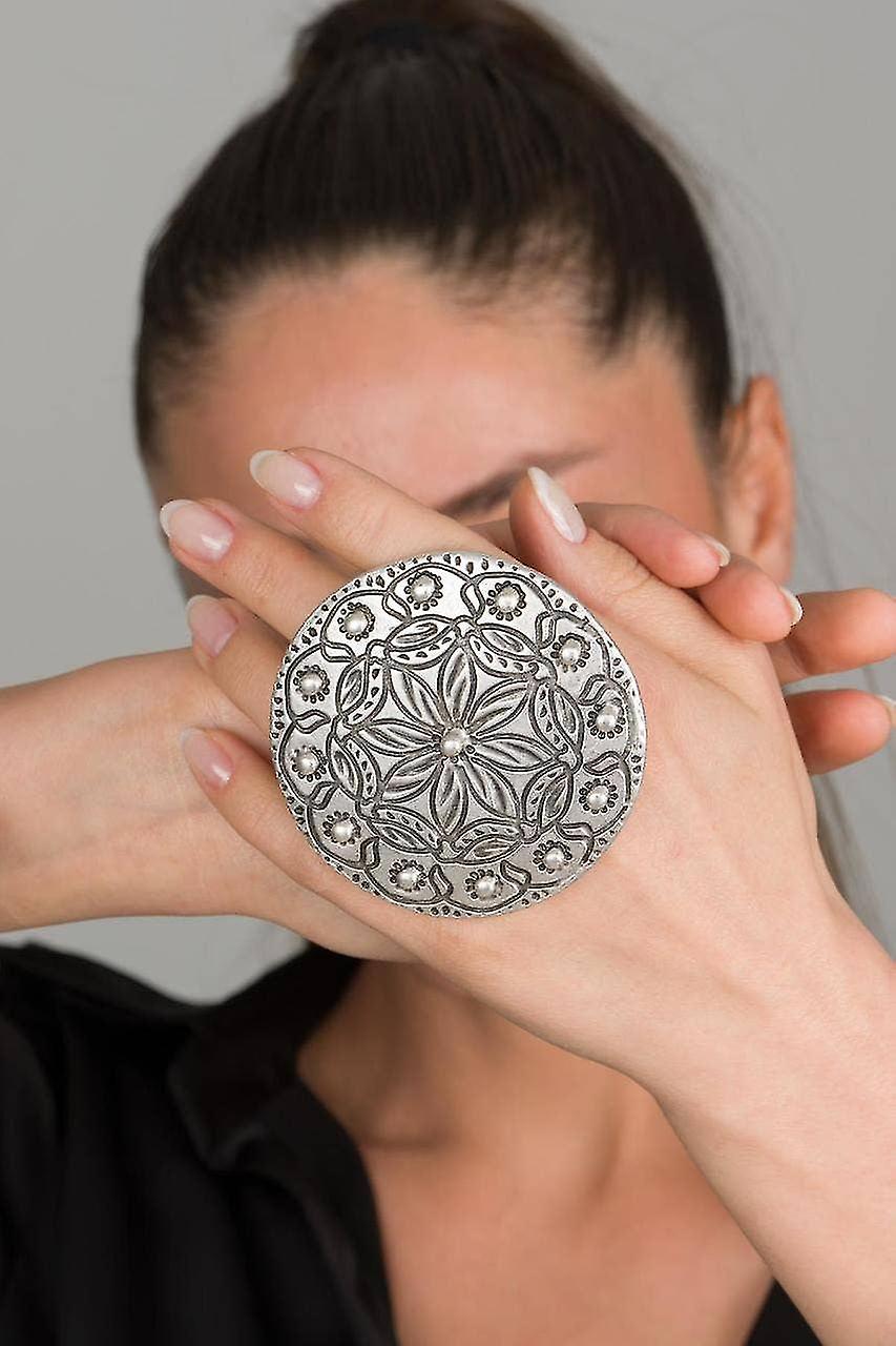 ZeyDor Large Embossed Ring 10070