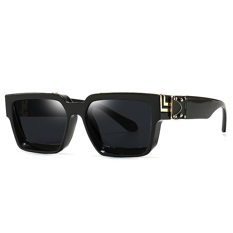 Stylish And Versatile Sunglasses