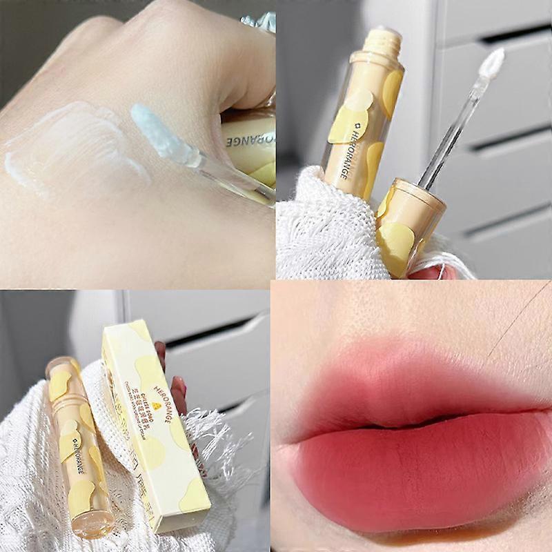 Cheese lip balm moisturizes, prevents dryness and cracking, and can be used as a lipstick base to remove dead skin and reduce lip lines.