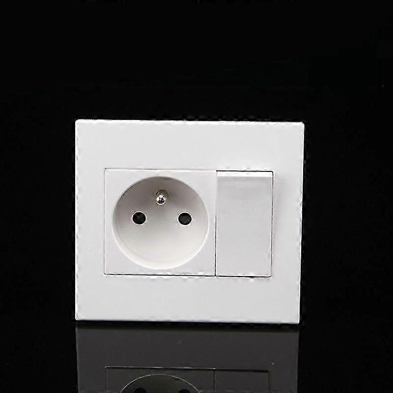 Grounded Single Port Power Adapter with Switch Wall Receptacle 16 Amp Electrical Outlet with 86 Type Wall Plate in White