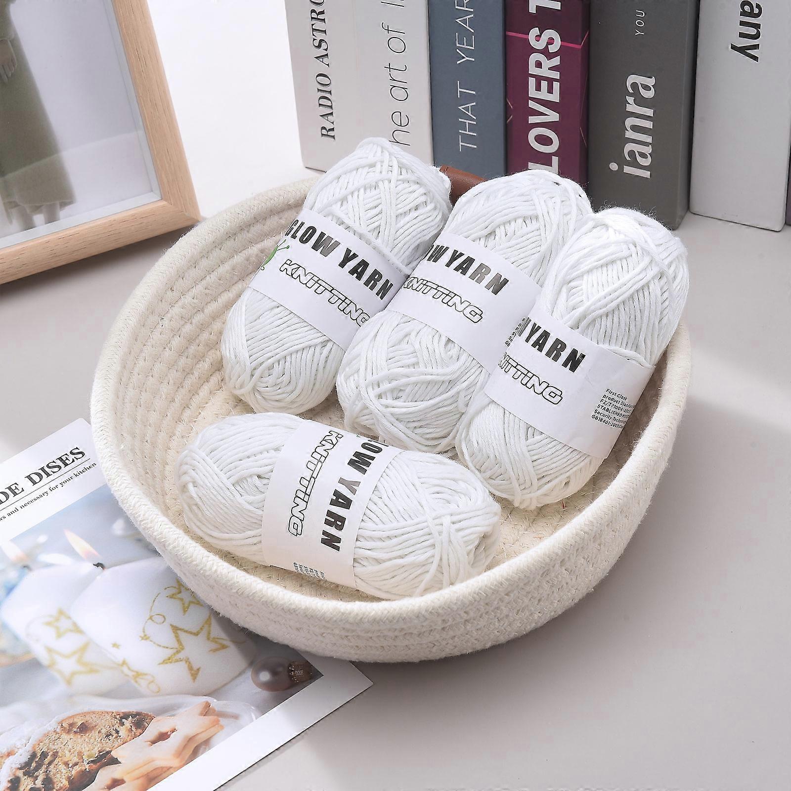 4 tekercs fonal horgoláshoz, varrási kellékek - DIY ragyogás a sötét fonalban a DIY művészethez
