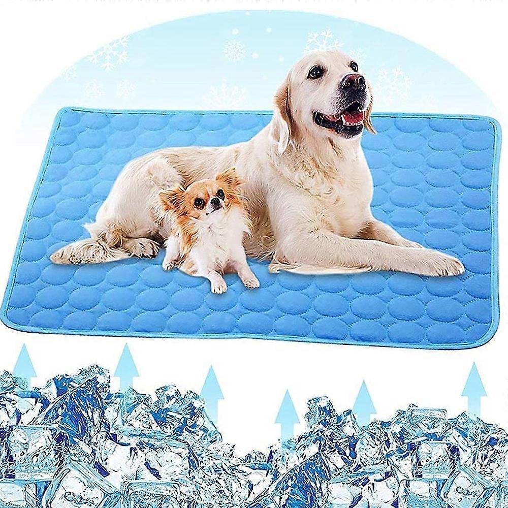 Scratch Resistant Ice Silk Dog Cooling Mat, Self-Cooling Fabric For Summer Relief, Double Sided Design, Non-Toxic And Portable, Machine Washable For