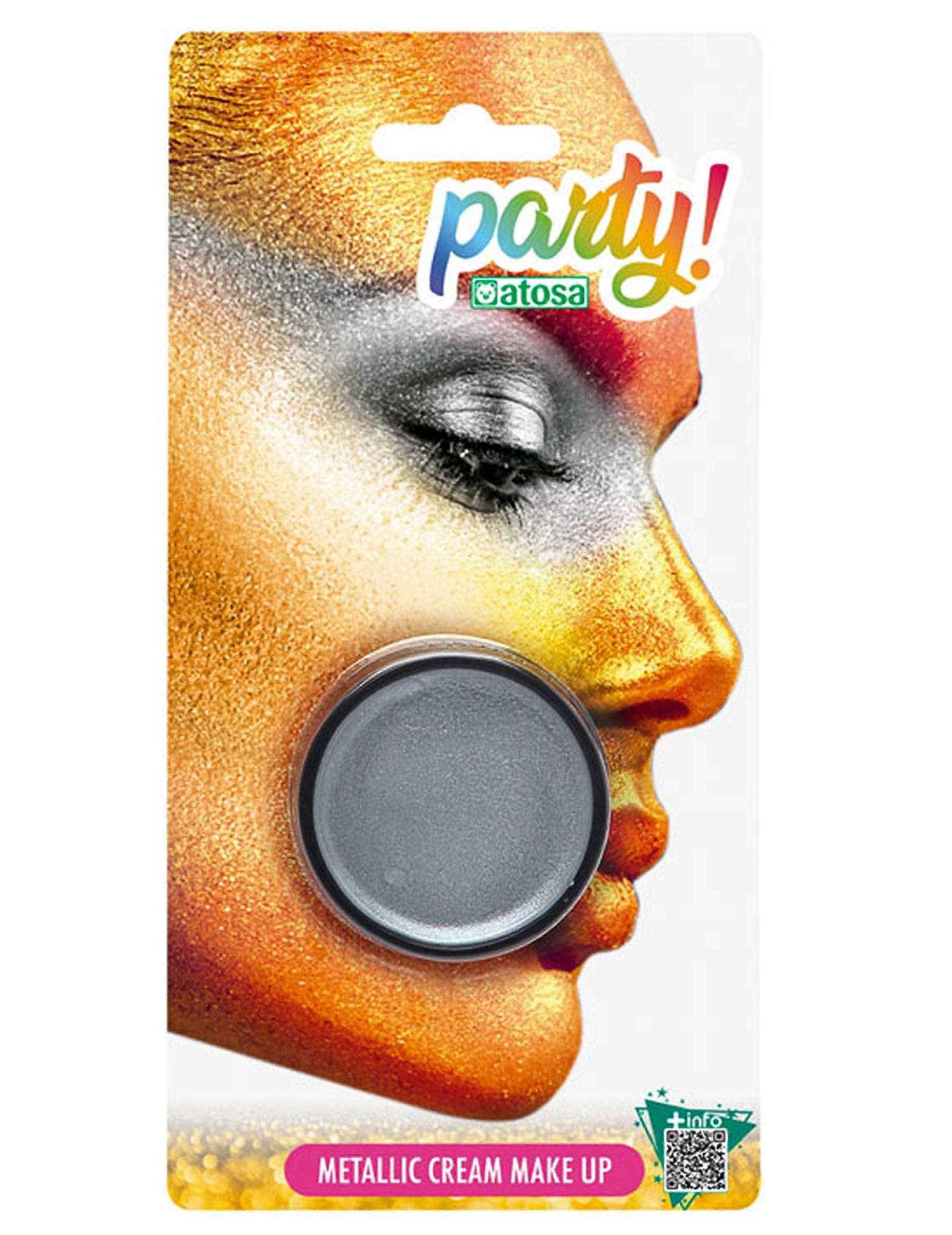 Silver metallic makeup