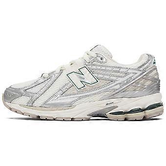 New Balance 1906R Silber Metallic Sneakers M1906REE